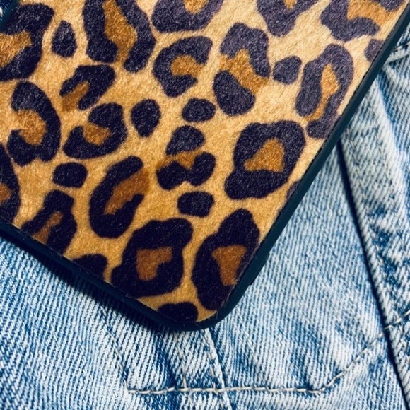iPhone 7/8 Plus Case Coco Leopard Print Cover - Picture 3 of 8